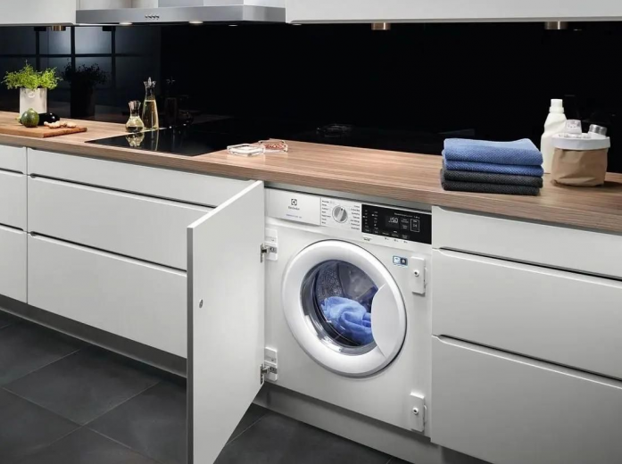 Стиральная машина Electrolux EWN7F447WI белый в магазине «На диване» в Ханты-Мансийске  — Выгодная цена